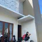 Review photo of OYO 90820 Madania Guesthouse Syariah 4 from Winni S.