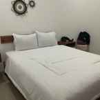 Review photo of OYO 90820 Madania Guesthouse Syariah 5 from Winni S.
