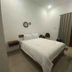 Review photo of OYO 90820 Madania Guesthouse Syariah 2 from Winni S.