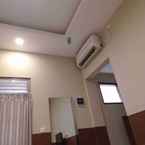 Review photo of SUPER OYO 890 Dewi Fortuna Guest House from Annisa A.