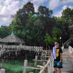 Imej Ulasan untuk Rock Island Resort dari Jacinth C.