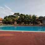 Review photo of Lotus Seaview Beach Resort & Spa 2 from Nur I. S. B. A.