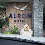 Hình ảnh đánh giá của Alron Hotel Kuta Powered by Archipelago 3 từ James W.