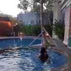 Review photo of Alron Hotel Kuta Powered by Archipelago from James W.