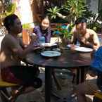 Review photo of OYO 954 Family House Lombok Hotel from Edi J.