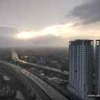 Review photo of RedLiving Apartemen Grand Kamala Lagoon - Kita Pro Tower Barclay 3 from Edward E.
