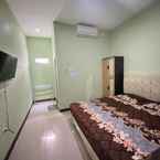 Review photo of Karina Guest House Syariah 2 from Kadavi K.