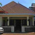 Review photo of Musafir Guest House Syariah from Nabilla N.