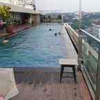 Hình ảnh đánh giá của Louis Kienne Hotel Simpang Lima từ Reino H.