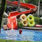 Review photo of Oasis Siliwangi Hotel & Waterpark 5 from Prasasti D. A.