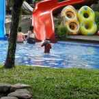 Review photo of Oasis Siliwangi Hotel & Waterpark 7 from Prasasti D. A.