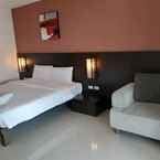 Review photo of OYO 241 Ratana Hotel Sakdidet 4 from Jindarat S.
