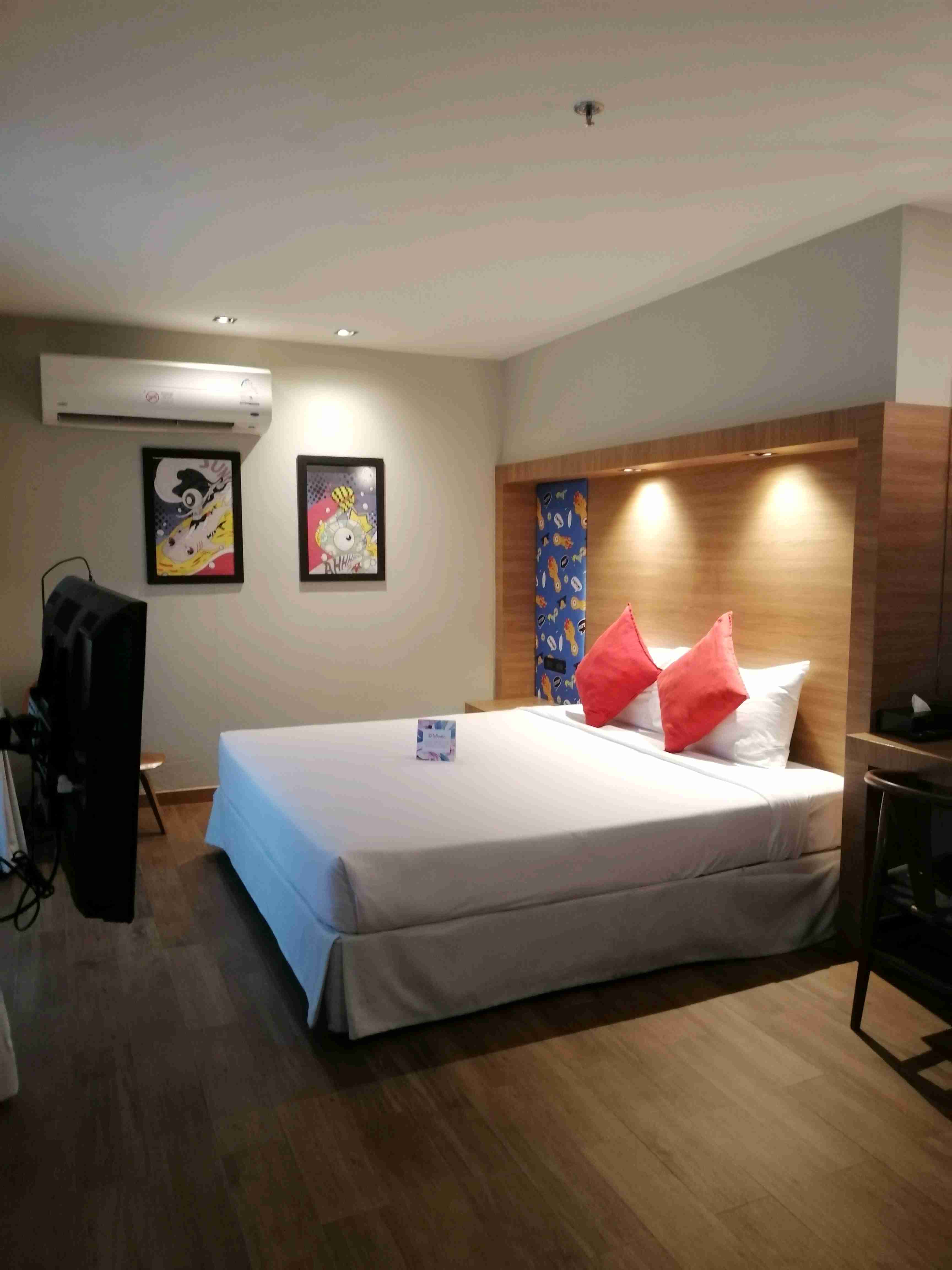 Review photo of Sunshine Hip Hotel - SHA Extra Plus 3 from Phatchara T.