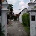 Review photo of Spacious Room near Alun-alun at Pondok Puspita Homestay from Maretha K.