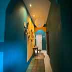 Hình ảnh đánh giá của Wonderloft Hostel Jogja 5 từ Lisa R.