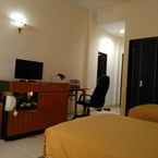 Review photo of Crown Hotel 3 from Erdawanti E.