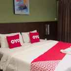 Review photo of OYO 241 Ratana Hotel Sakdidet 2 from Somjetana B.