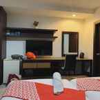Review photo of OYO 241 Ratana Hotel Sakdidet 4 from Natrada N.