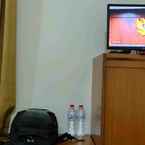 Review photo of Grand Kembar Hotel Mitra RedDoorz from Heliza R. H.