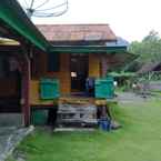 Review photo of Dolphin Room at Pak Sarmin Homestay Kiluan 2 (MLY2) 3 from Achmad R. A.