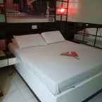 Review photo of Hotel Sogo Wood Street Pasay from Sun D.