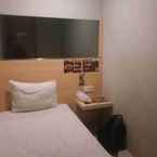 Review photo of Life Hotel Stasiun Kota Surabaya from Radix Y. P.