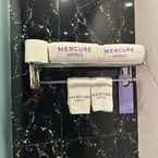 Review photo of Mercure Singapore Tyrwhitt from Riski N.