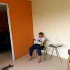 Review photo of Hotel Container Inn Mitra RedDoorz 4 from Zulkifli A. A.