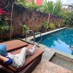 Review photo of Taxa Raya Guest House from Noora S.