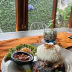 Review photo of Kampung Lawasan Heritage Cottage 5 from Christine I.