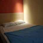 Review photo of Hotel Container Inn Mitra RedDoorz from Faricha M. S.