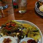 Review photo of Kemboja Bed & Breakfast Cafe 5 from Erlina R.