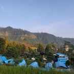 Ulasan foto dari Bromo Camp House near Mountain dari The B. H.