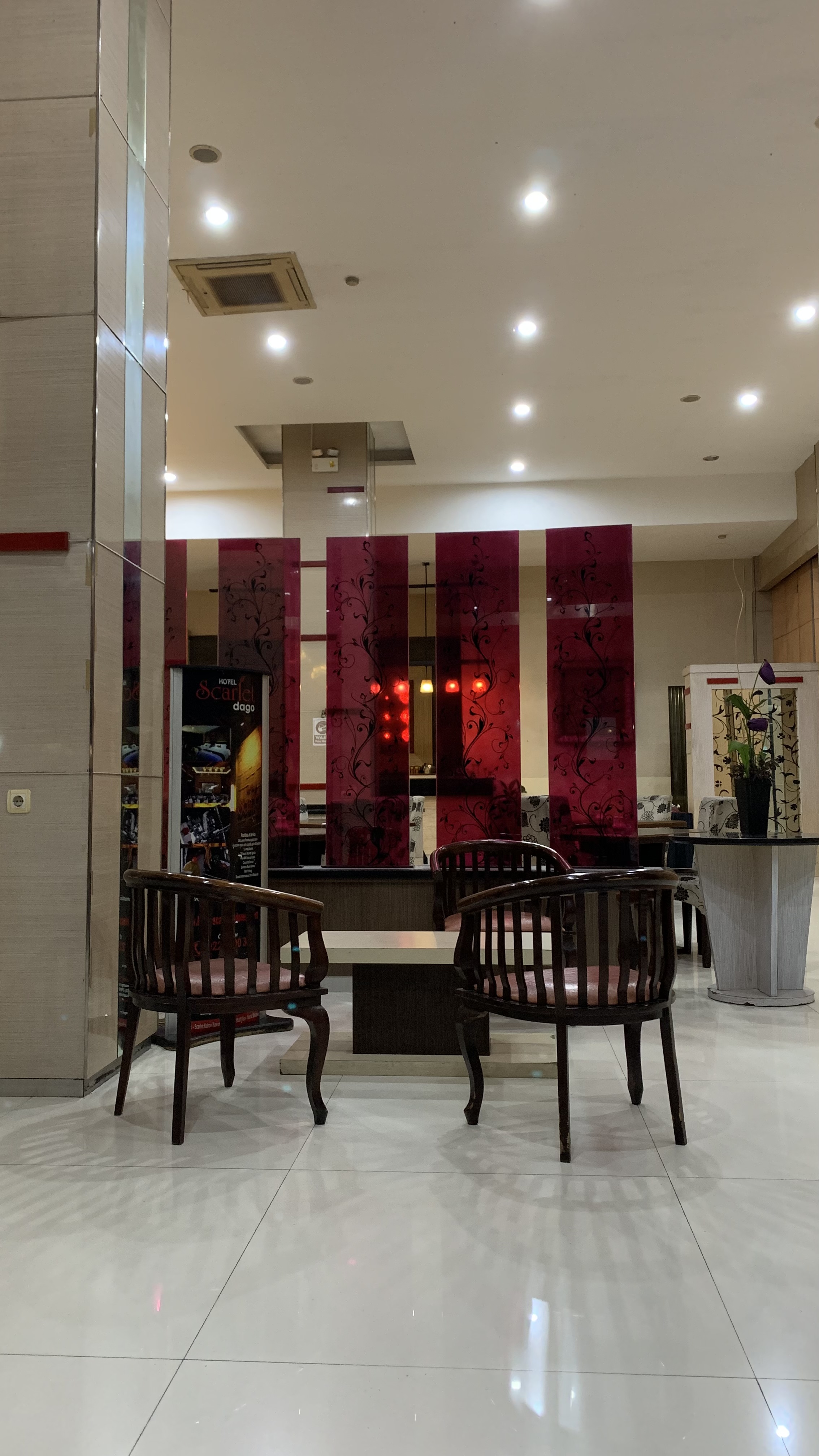 Hình ảnh đánh giá của Scarlet Dago Hotel 7 từ Sutarmo S.