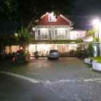 Review photo of Front One Boutique Baluran Malang from Septiyan A. K.