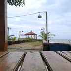 Review photo of Salsa Beach Hotel Anyer from E F. A.