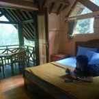 รูปภาพรีวิวของ Cilember Cottage & Lodge - Curug CIlember 6 จาก Rochaidin R.