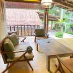 Review photo of Desa Alamanis Resort Villa 3 from Arista S.