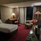 Review photo of Redtop Hotel & Convention Center from Agung H.