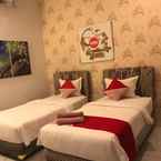 Review photo of OYO 433 Nelvi Guest House Syariah from Priska N. A.