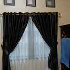 Review photo of Cozy Room at Safira Homestay Syariah 2 from Arrofi E. K.