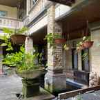 Review photo of Townhouse Oak Maxi Hotel Legian Bali 2 from Levana K. N. S.