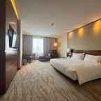 Review photo of Gumaya Tower Hotel Semarang from Jimmy J.