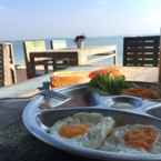 Review photo of Baan Rom Talay Made' from Rattinut R.
