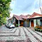 Review photo of Three Bedroom (front) at Villa Trunojoyo 50 from Budi S. H.