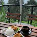 Ulasan foto dari Bobocabin Gunung Mas, Puncak 3 dari Mardiana S.