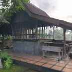 Review photo of Hotel Kampung Lumbung from Arianto T.