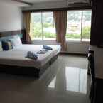 Review photo of Tuana Blue Sky Patong Resort 2 from Tanaphol T.
