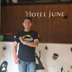 รูปภาพรีวิวของ Hotel June จาก Reny I.