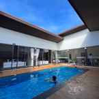 Review photo of The Thames Pool Access Resort & Villa (SHA Extra Plus+) 5 from Tran T. H. V.